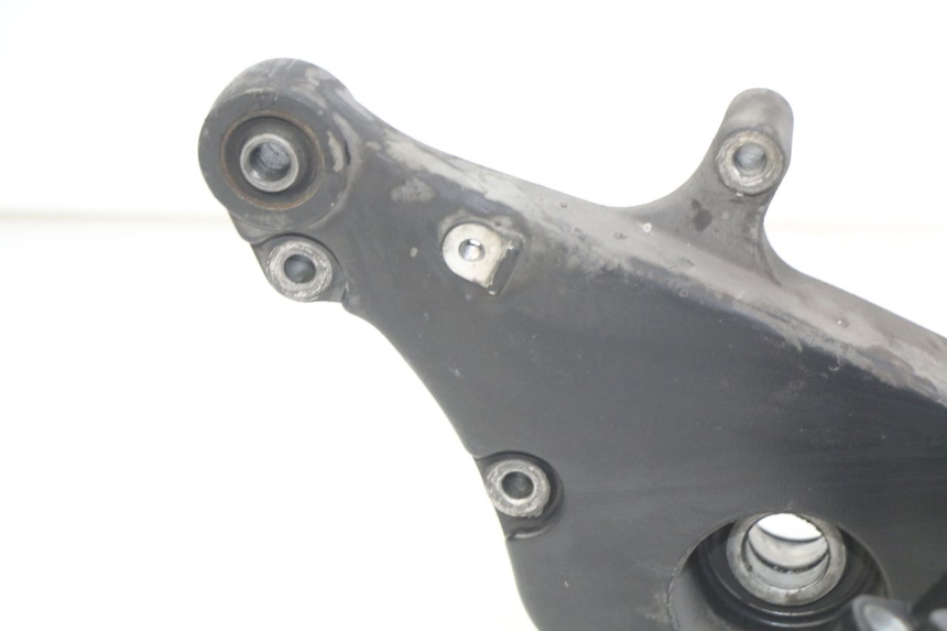 photo de UCHWYT TŁUMIKA HONDA FJS SILVERWING SILVER WING 400 (2009 - 2016) - Widok ogólny