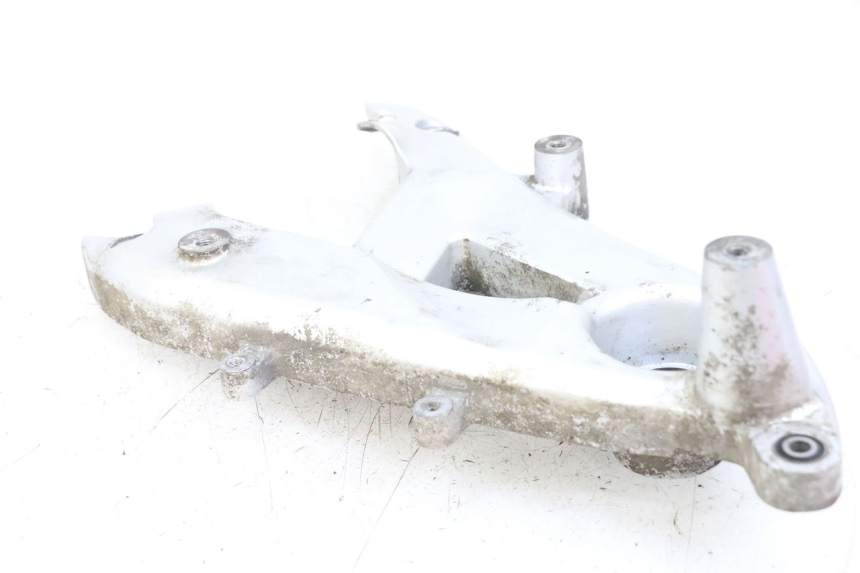 photo de UCHWYT TŁUMIKA MBK FLAME X 125 (2007 - 2016) - Zbliżenie techniczne