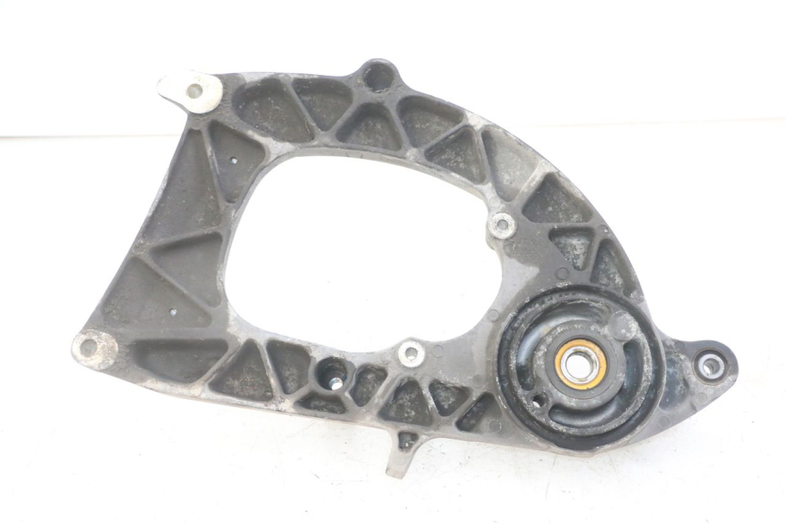 photo de UCHWYT TŁUMIKA HONDA FORZA ABS 300 (2013 - 2017) - Zoom stanu zużycia