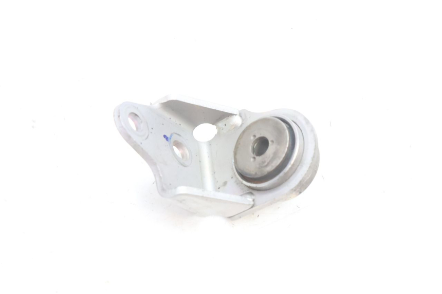 photo de UCHWYT NA GARNEK YAMAHA FZ8 800 (2010 - 2016) - Zbliżenie techniczne