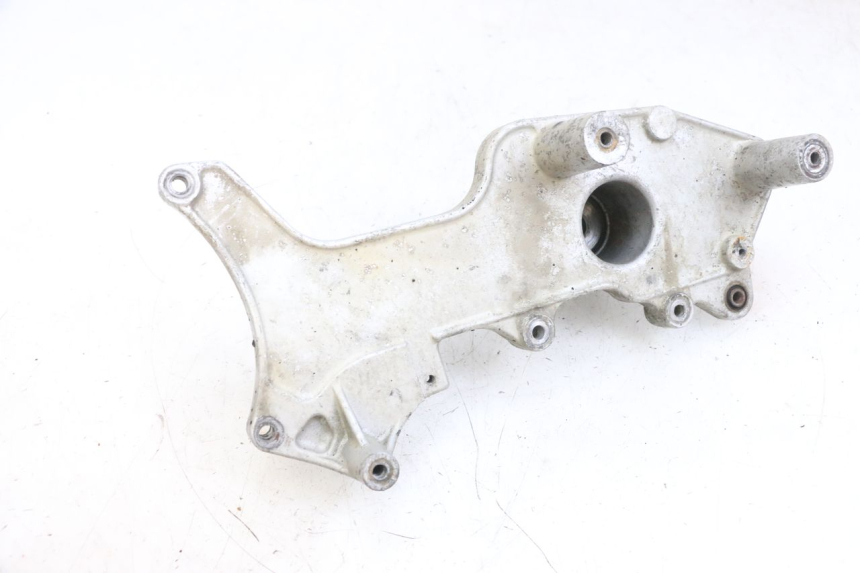 photo de UCHWYT TŁUMIKA SYM GTS EVO 125 (2009 - 2013) - Zbliżenie techniczne