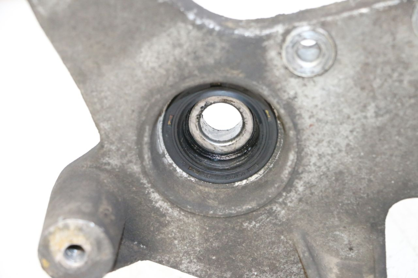 photo de UCHWYT TŁUMIKA DAELIM HISTORY 125 (2001 - 2002) - Inny kąt widzenia