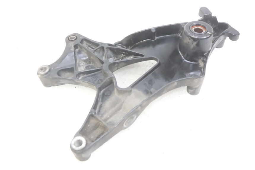 photo de UCHWYT TŁUMIKA YAMAHA HW XENTER 125 (2011 - 2017) - Zoom stanu zużycia