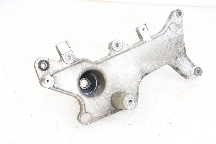 photo de UCHWYT TŁUMIKA SYM JOYRIDE EVO 125 (2009 - 2016) - Zoom stanu zużycia