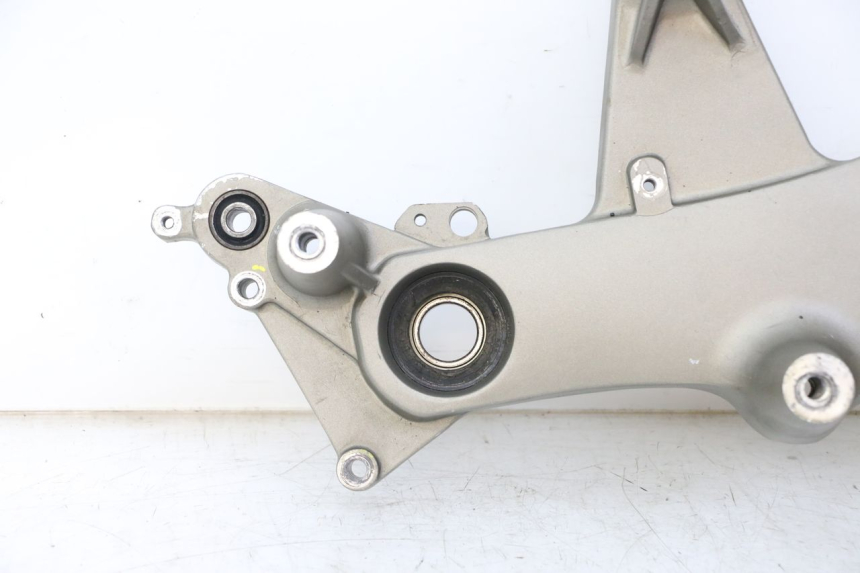 photo de UCHWYT TŁUMIKA KYMCO XCITING 500 (2007 - 2010) - Zoom stanu zużycia