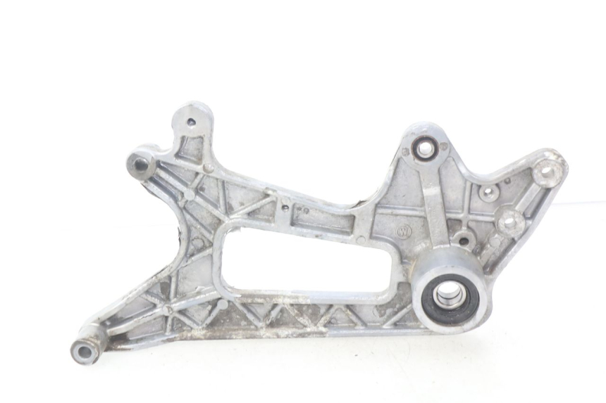 photo de UCHWYT TŁUMIKA EUROCKA MATADOR 4T 50 (2010 - 2016) - Inny kąt widzenia