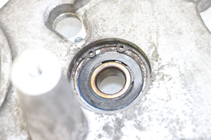 photo de UCHWYT TŁUMIKA PIAGGIO MP3 HPE 350 (2018 - 2020) - Szczegół części