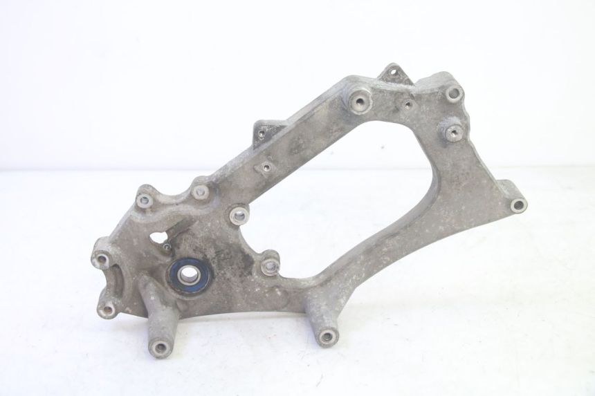 photo de UCHWYT TŁUMIKA PIAGGIO MP3 HPE 350 (2018 - 2020) - Widok główny