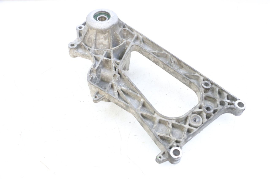 photo de UCHWYT TŁUMIKA PIAGGIO MP3 LT 400 (2007 - 2012) - Zoom stanu zużycia