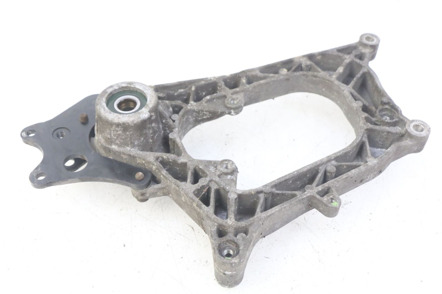 photo de UCHWYT TŁUMIKA PIAGGIO MP3 125 (2006 - 2014) - Szczegół części