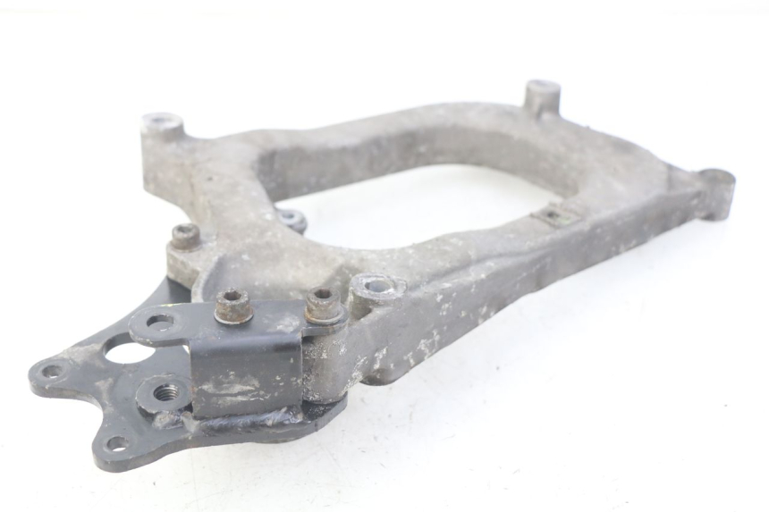 photo de UCHWYT TŁUMIKA PIAGGIO MP3 125 (2006 - 2014) - Zoom stanu zużycia