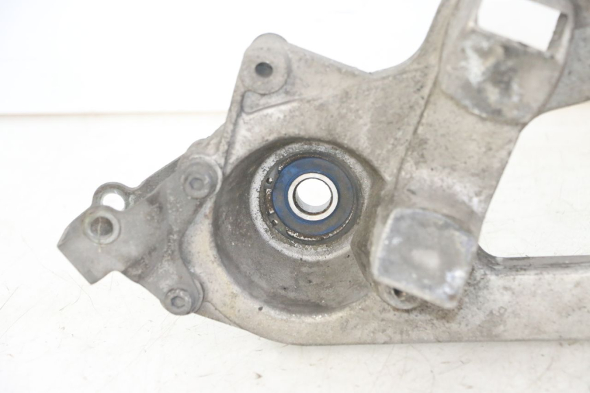 photo de UCHWYT TŁUMIKA PIAGGIO MP3 500 (2011 - 2015) - Widok ogólny