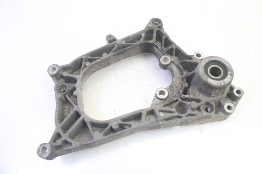 photo de UCHWYT TŁUMIKA PIAGGIO MP3 RL 250 (2006 - 2010) - Inny kąt widzenia