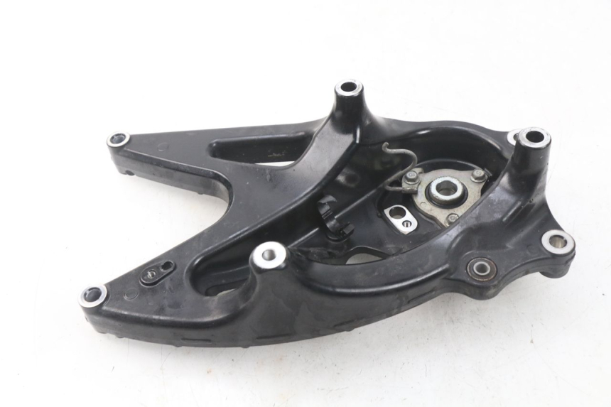 photo de UCHWYT TŁUMIKA MBK MW TRYPTIK 125 (2017 - 2022) - Zoom stanu zużycia