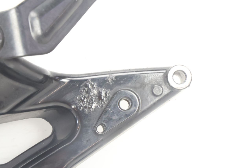 photo de UCHWYT NA KUBEK YAMAHA N-MAX NMAX 125 (2021 - 2024) - Inny kąt widzenia