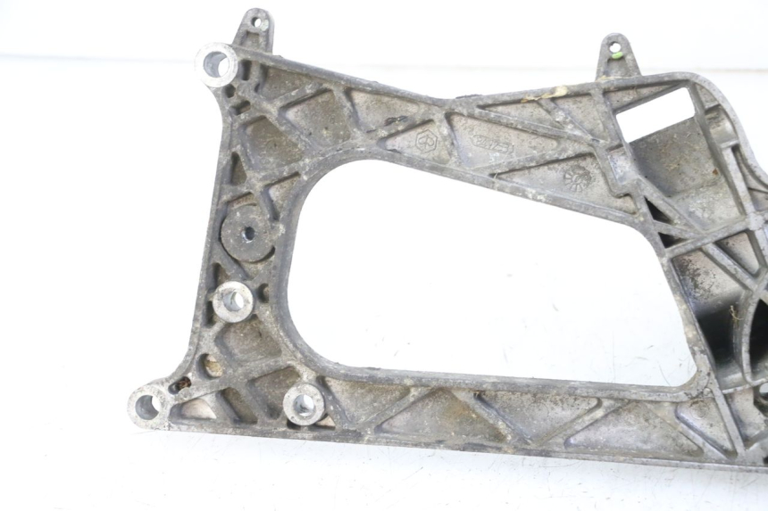 photo de UCHWYT TŁUMIKA PIAGGIO MP3 LT 400 (2007 - 2012) - Szczegół części