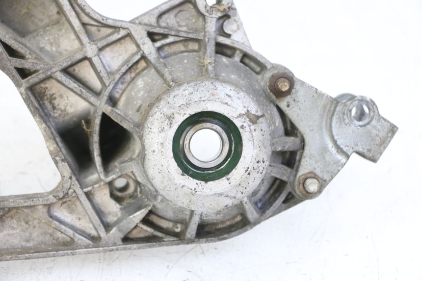 photo de UCHWYT TŁUMIKA PIAGGIO MP3 LT 400 (2007 - 2012) - Zoom stanu zużycia