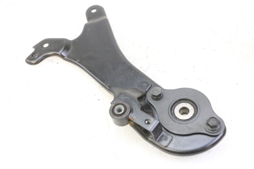 photo de UCHWYT TŁUMIKA YAMAHA PW 50 (1984 - 2025) - Inny kąt widzenia