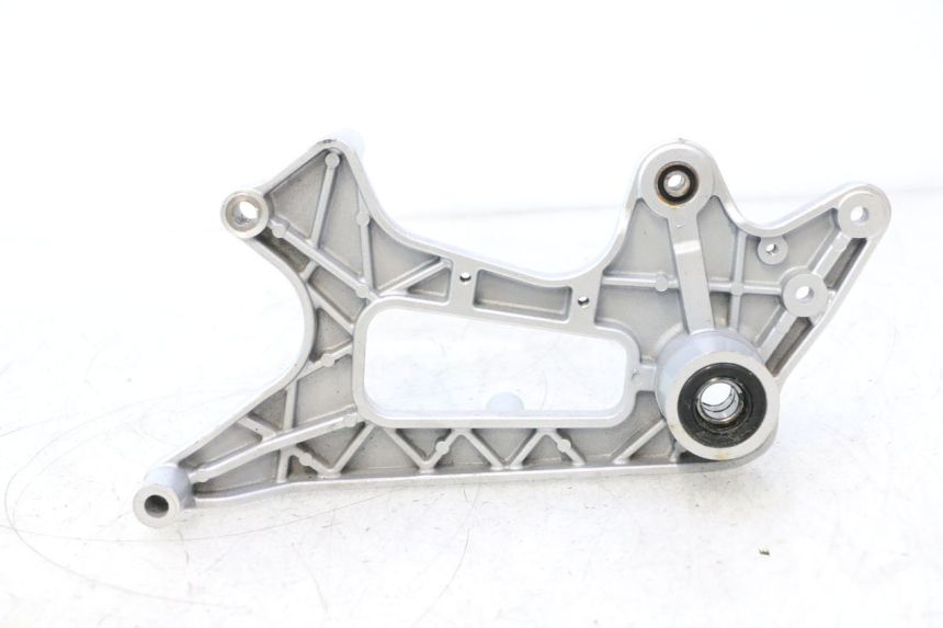 photo de UCHWYT NA KUBEK JM MOTORS R-MAX TECH 50 (2024 - 2026) - Szczegół części