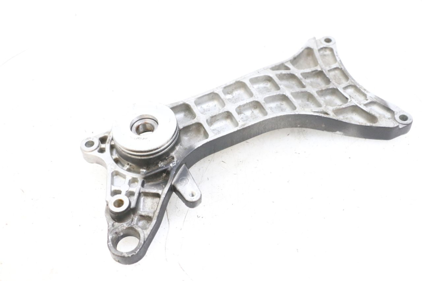 photo de UCHWYT TŁUMIKA DAELIM S1 125 (2007 - 2016) - Szczegół części