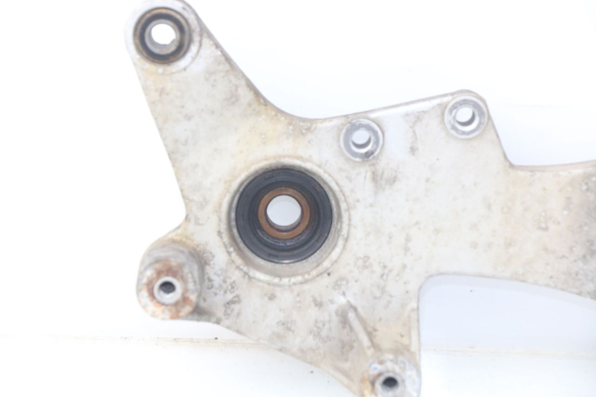 photo de UCHWYT TŁUMIKA DAELIM S2 125 (2006 - 2007) - Inny kąt widzenia