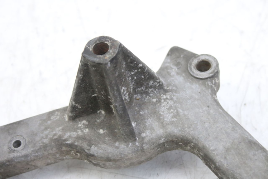 photo de UCHWYT TŁUMIKA PEUGEOT SATELIS 125 (2010 - 2012) - Widok ogólny