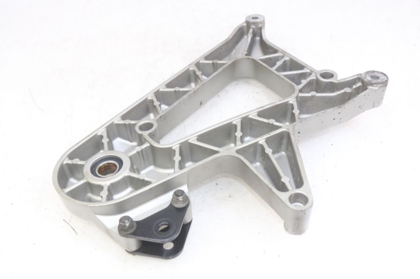 photo de UCHWYT TŁUMIKA APRILIA SCARABEO LIGHT 125 (2007 - 2011) - Szczegół części