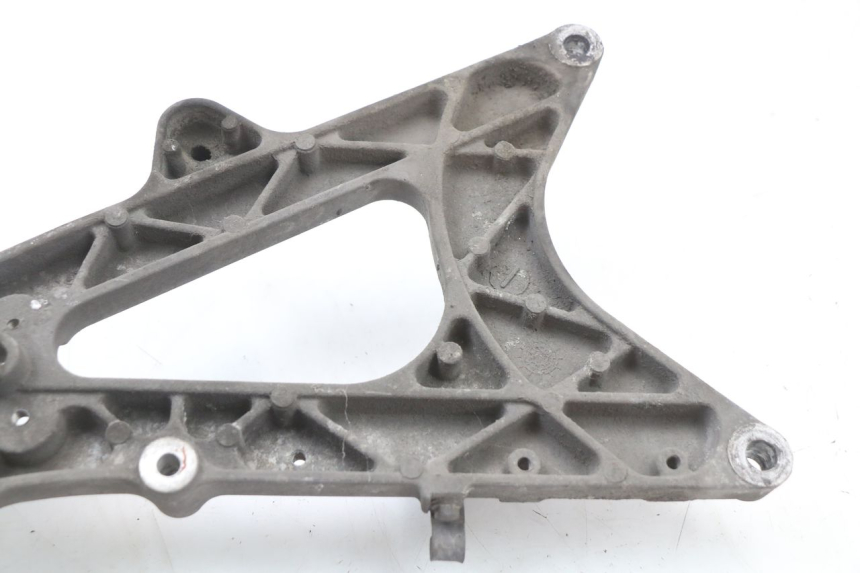 photo de UCHWYT TŁUMIKA HONDA SH ABS 125 (2012 - 2017) - Stan powierzchni