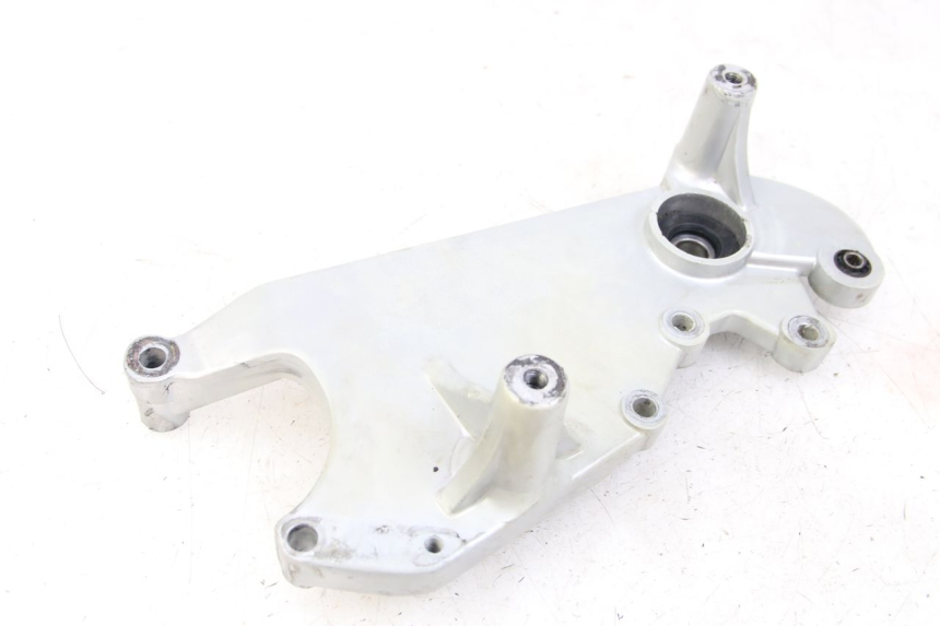 photo de UCHWYT TŁUMIKA RAZZO STEED 125 (2012 - 2018) - Szczegół części