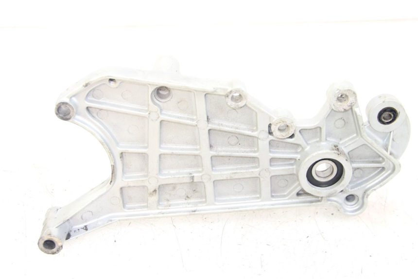 photo de UCHWYT TŁUMIKA RAZZO STEED 125 (2012 - 2018) - Zoom stanu zużycia