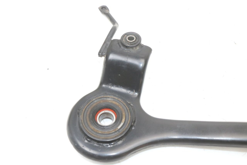 photo de UCHWYT TŁUMIKA KYMCO SUPER 8 4T 50 (2021 - 2024) - Zoom stanu zużycia