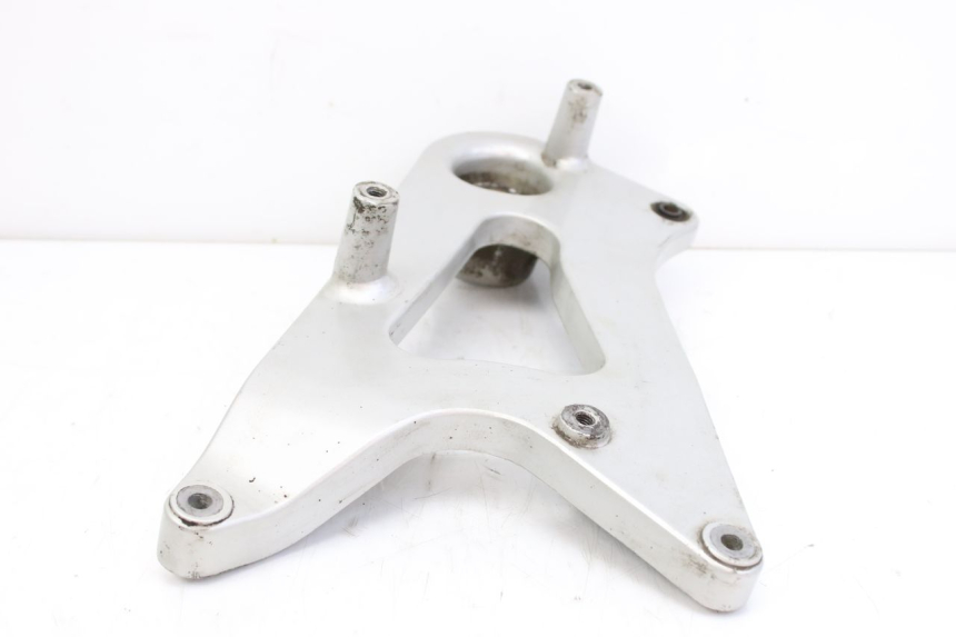 photo de UCHWYT TŁUMIKA PEUGEOT TWEET 125 (2010 - 2017) - Zoom stanu zużycia