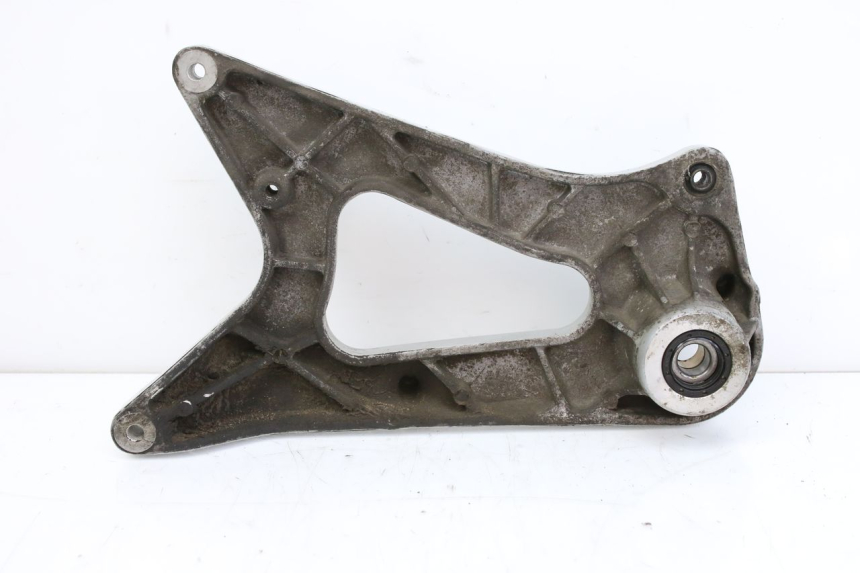 photo de UCHWYT TŁUMIKA PEUGEOT TWEET 125 (2010 - 2017) - Punkty mocowania