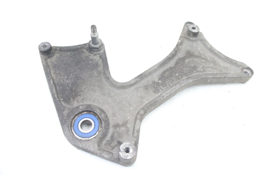 photo de UCHWYT TŁUMIKA PIAGGIO VESPA GRANTURISMO 125 (2003 - 2007) - Szczegół części