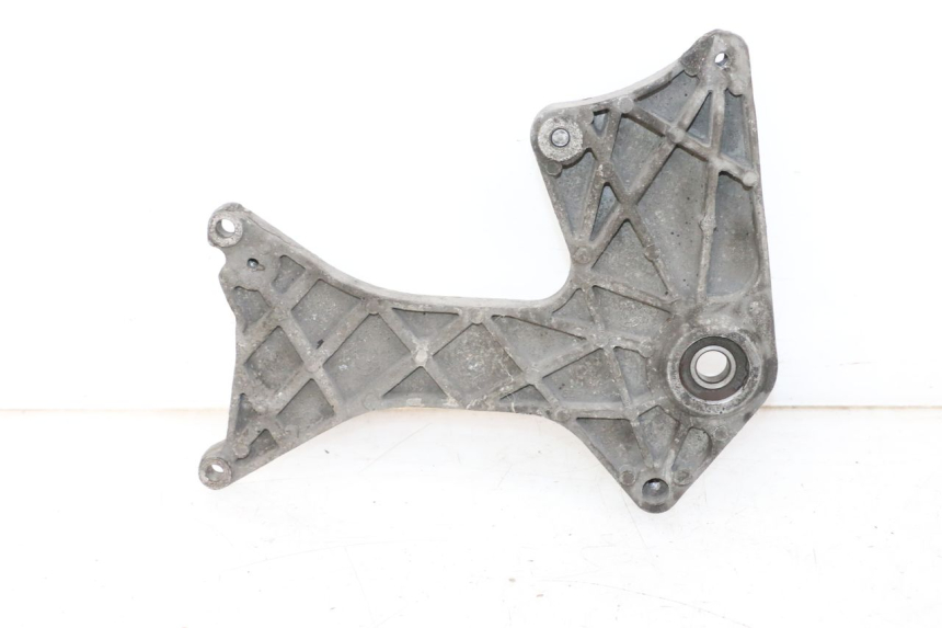 photo de UCHWYT TŁUMIKA PIAGGIO VESPA GTS SUPER IE 125 (2009 - 2016) - Inny kąt widzenia