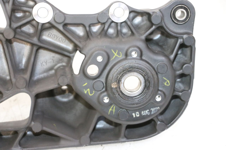 photo de UCHWYT TŁUMIKA YAMAHA XMAX X-MAX 125 (2021 - 2025) - Szczegół części