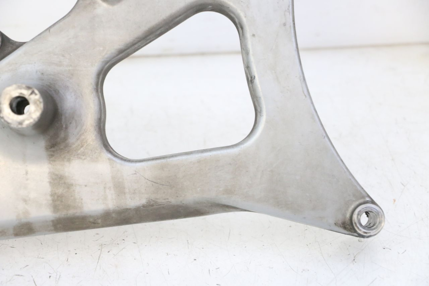 photo de UCHWYT TŁUMIKA YAMAHA X-MAX XMAX 125 (2010 - 2013) - Stan powierzchni