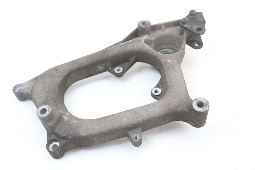 photo de UCHWYT TŁUMIKA PIAGGIO X8 125 (2004 - 2007) - Widok ogólny