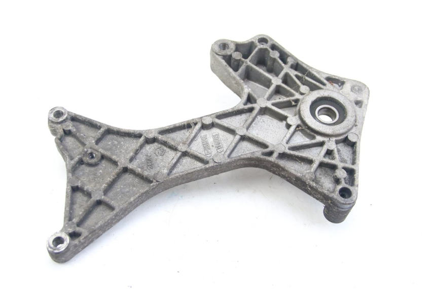 photo de UCHWYT TŁUMIKA PIAGGIO X9 EVOLUTION 125 (2003 - 2007) - Zoom stanu zużycia