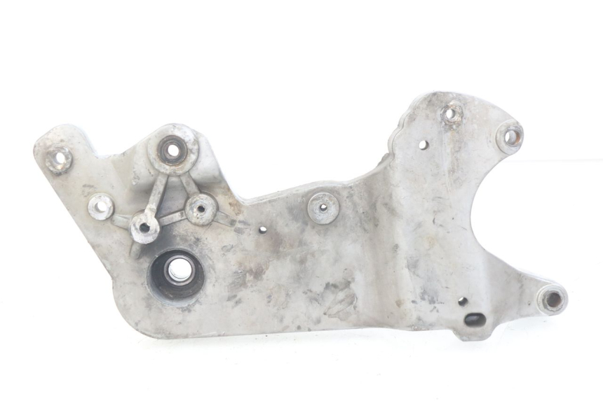 photo de UCHWYT TŁUMIKA YAMASAKI YM T 125 (2015 - 2020) - Widok główny