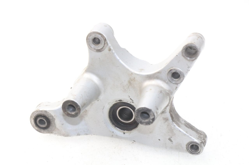 photo de UCHWYT TŁUMIKA YAMAHA YP MAJESTY 125 (2002 - 2006) - Widok główny