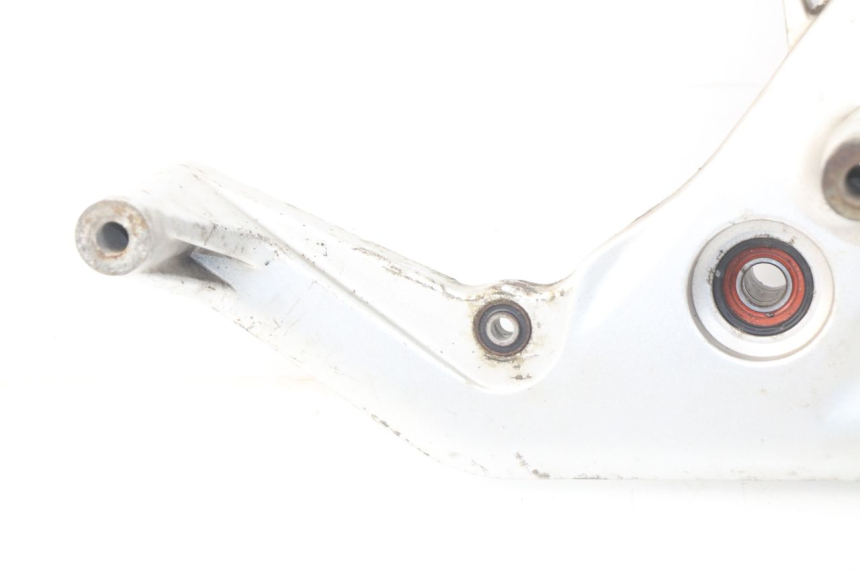 photo de UCHWYT TŁUMIKA YAMAHA YP MAJESTY 125 (2007 - 2010) - Zoom stanu zużycia