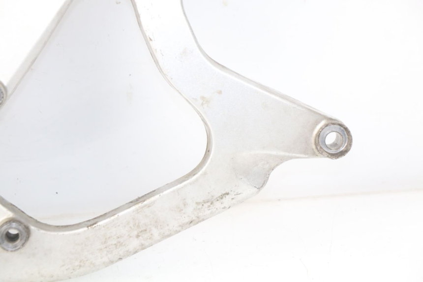 photo de UCHWYT TŁUMIKA YAMAHA YP MAJESTY 125 (2007 - 2010) - Inny kąt widzenia