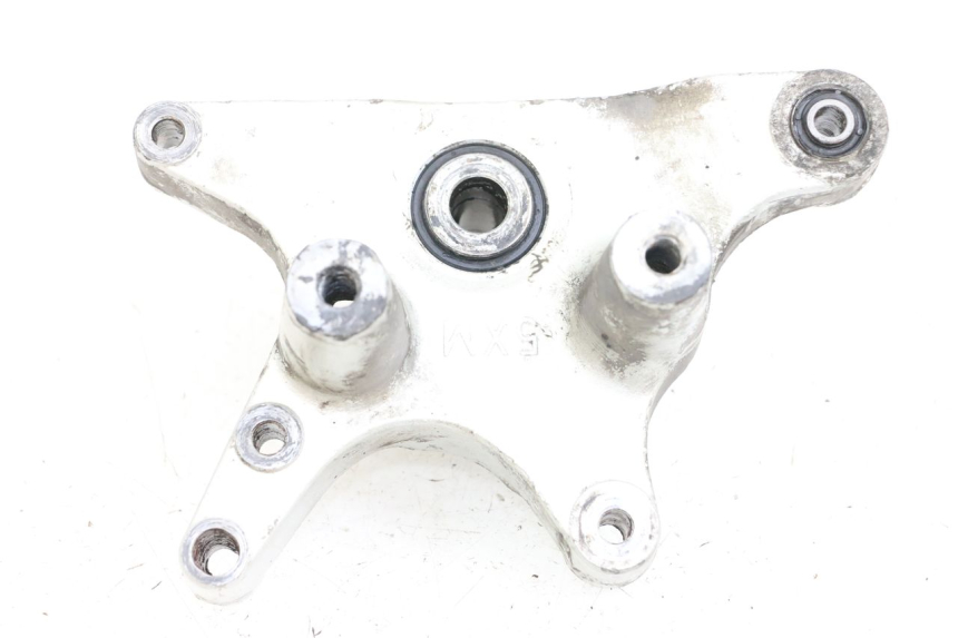 photo de UCHWYT TŁUMIKA YAMAHA YP MAJESTY 125 (2002 - 2006) - Zoom stanu zużycia