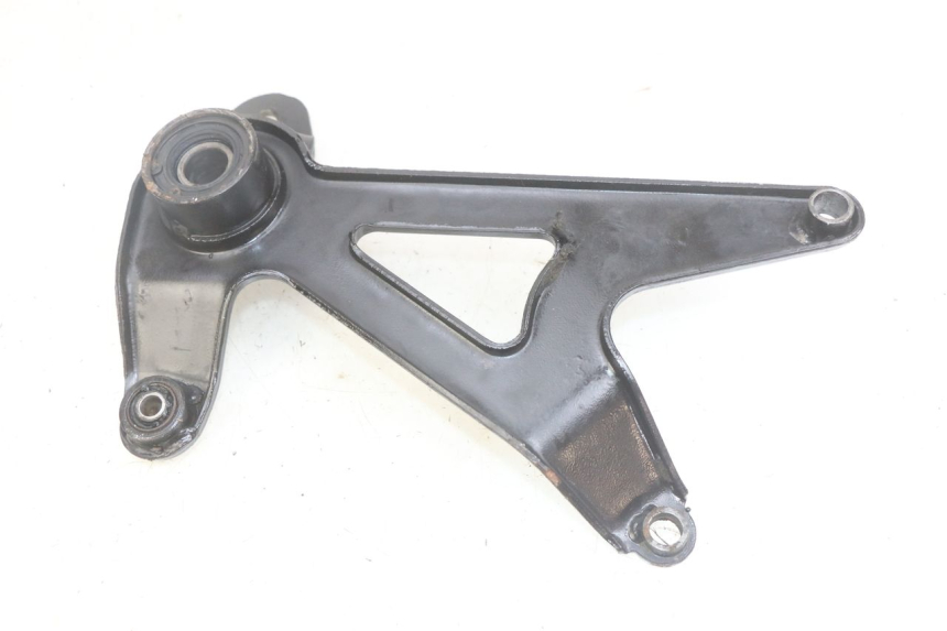 photo de UCHWYT TŁUMIKA YIYING YY125T 125 (2006 - 2014) - Szczegół części