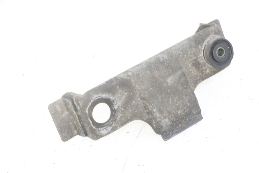 photo de UCHWYT ZBIORNIKA SUZUKI GS GSE 500 (2001 - 2003) - Widok główny