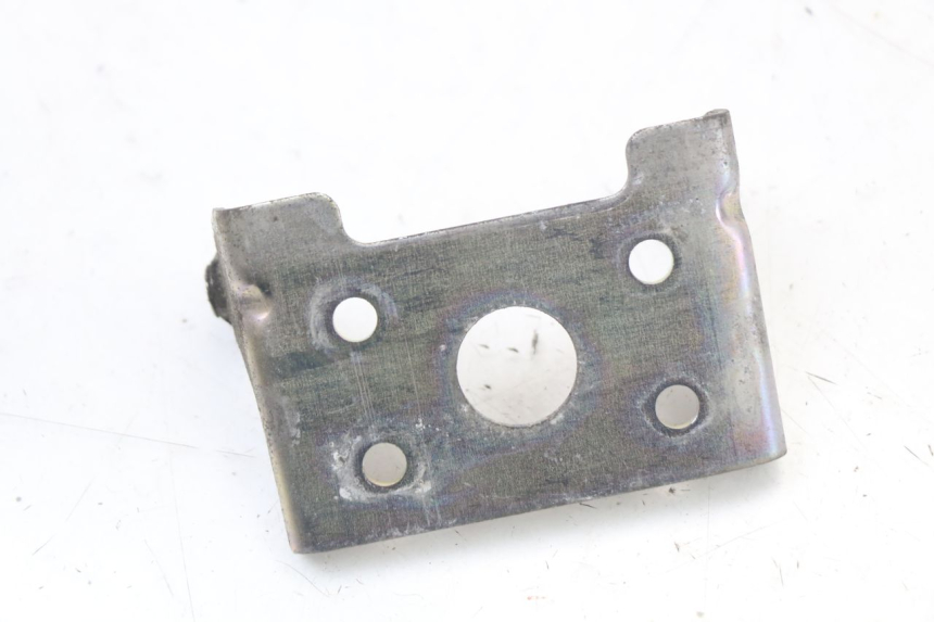 photo de UCHWYT ZBIORNIKA SUZUKI GSR 750 (2011 - 2017) - Część sprawdzona