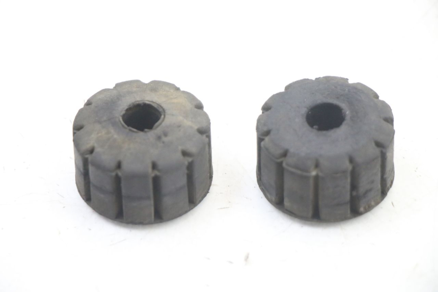 photo de UCHWYT ZBIORNIKA HONDA VT C2 SHADOW 750 (1997 - 2001) - Szczegół części