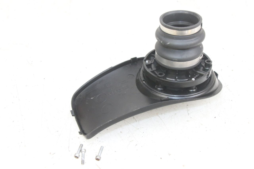 photo de UCHWYT ZBIORNIKA PIAGGIO MEDLEY 125 (2016 - 2023) - Zoom stanu zużycia