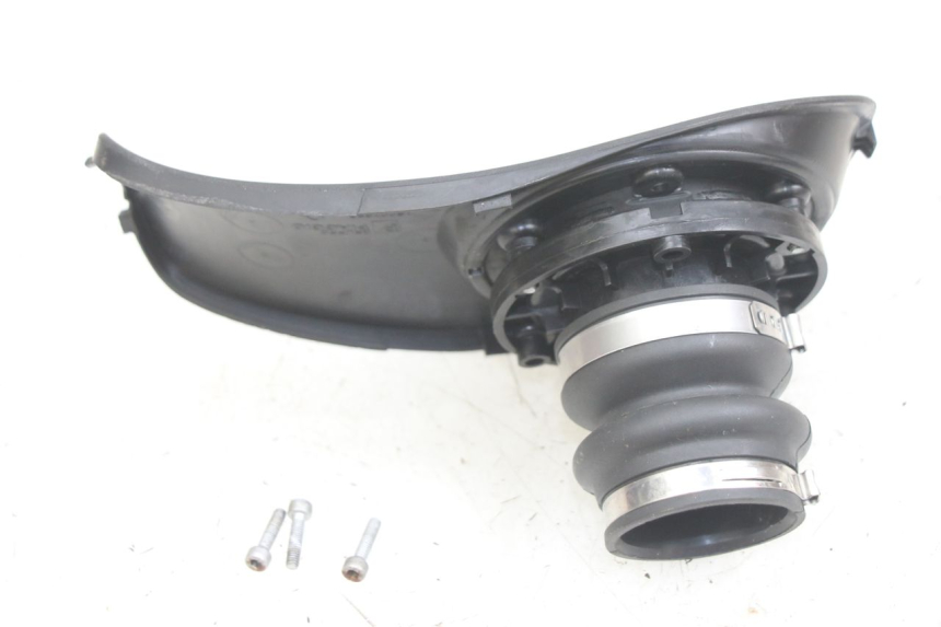 photo de UCHWYT ZBIORNIKA PIAGGIO MEDLEY 125 (2016 - 2023) - Inny kąt widzenia